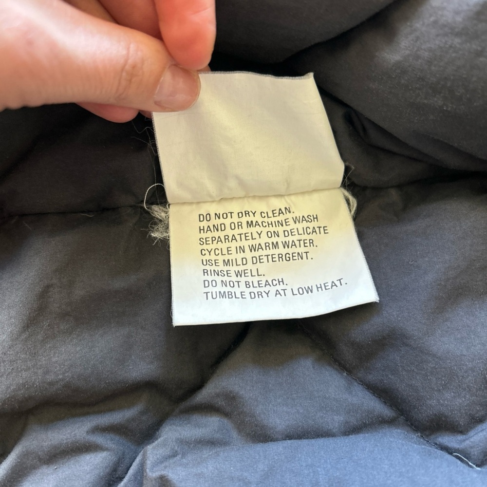 Eddie Bauer Men’s Goose Down Puffer Cargo Safari Vest M Outdoor Heavy Canvas - Picture 14 of 16